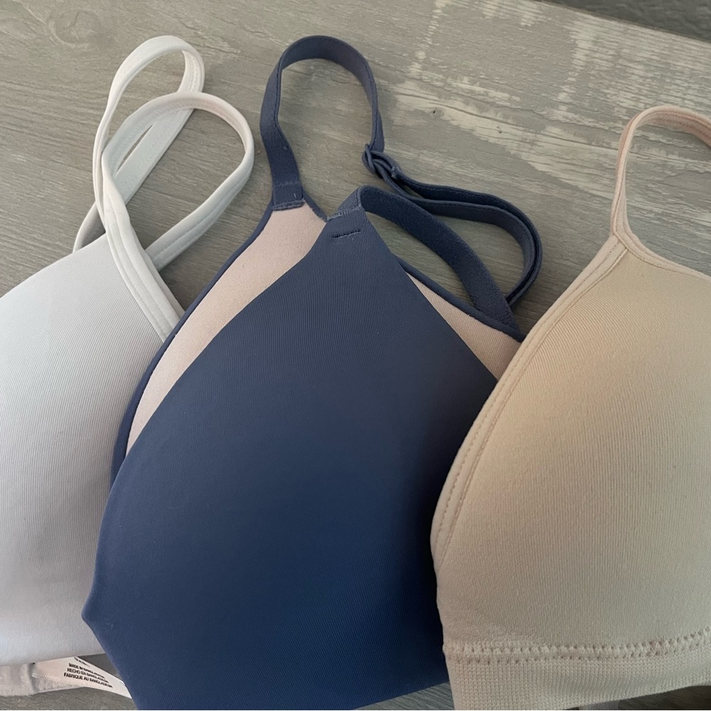 Girls Intimates Trio - Blue 34A VS Pink, White 32A  Hanes and Beige 34A So Bras